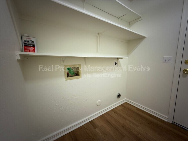 Building Photo - 16838 S 20th Pl