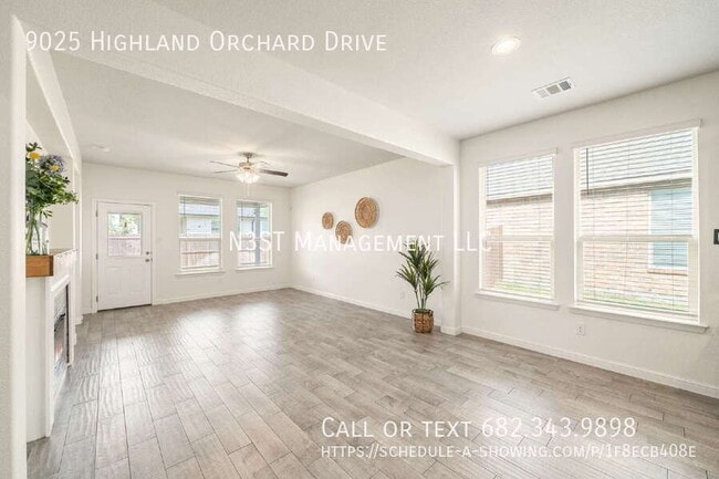 Building Photo - 9025 Highland Orchard Dr