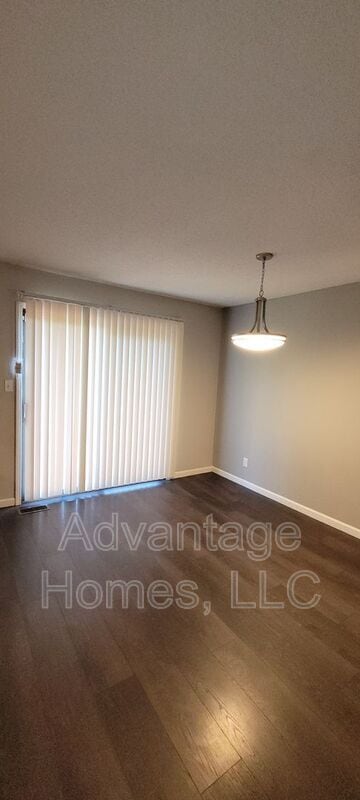 Building Photo - 304 W 132 St