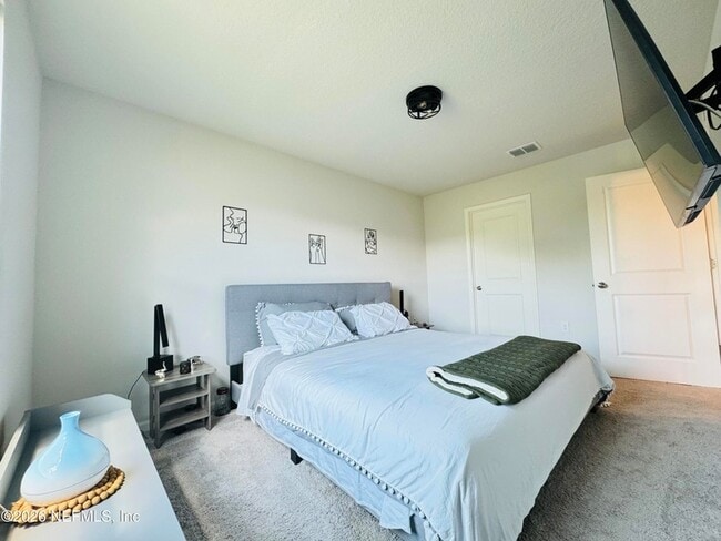 Building Photo - 45287 Red Brick Dr