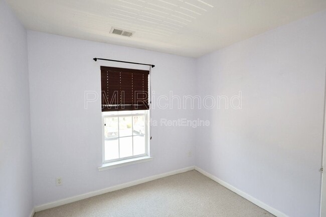 Building Photo - 801 Sweet Tessa Dr