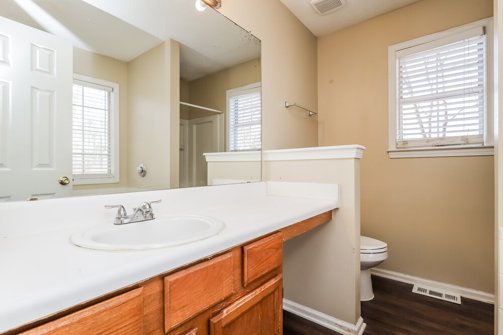 Building Photo - 153 Country Mill Ln