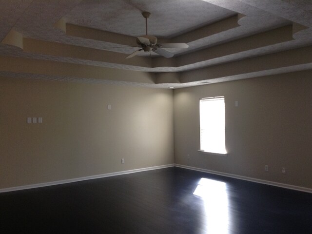 Building Photo - 2122 Creek Trail Dr