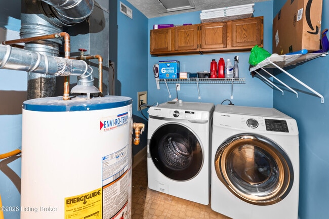 Building Photo - 10331 Shelbyville Rd