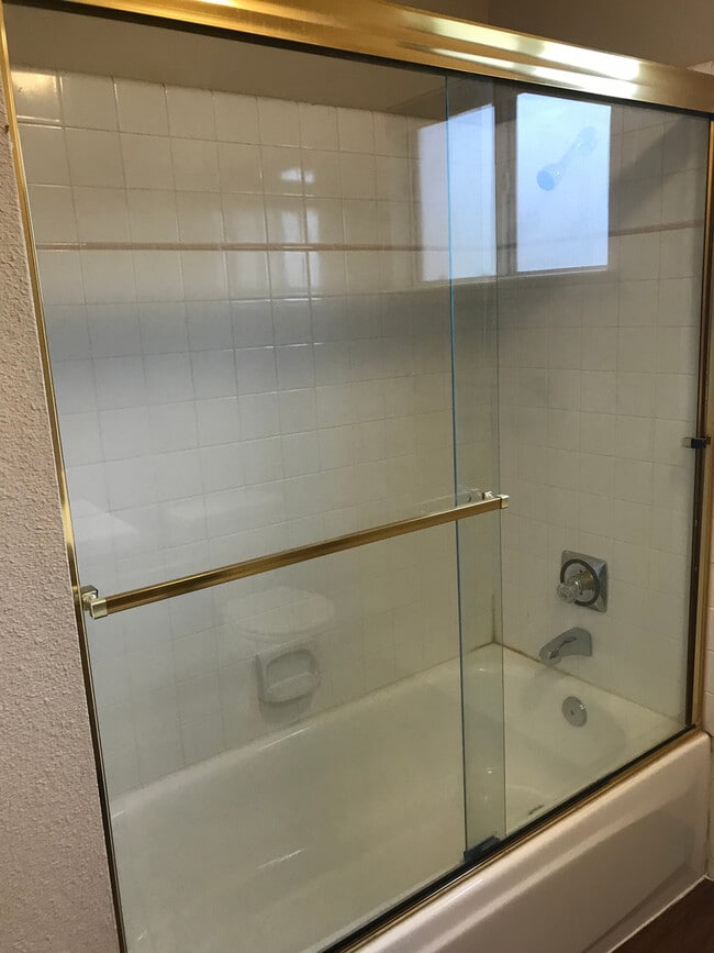 Building Photo - 1035 S Tracy St