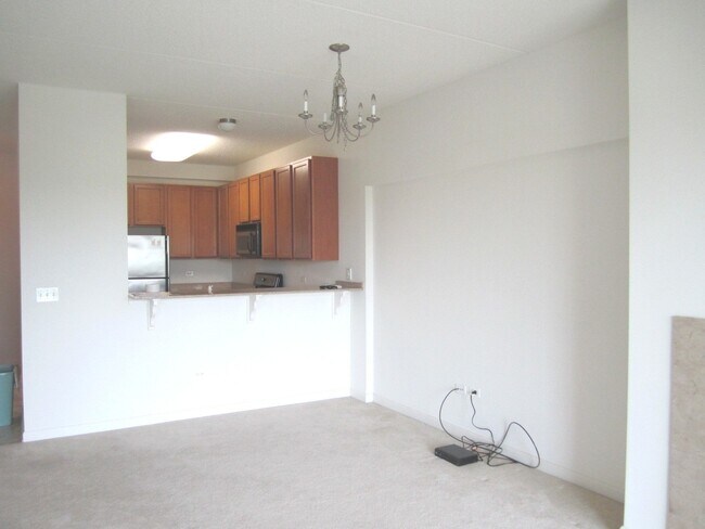 Building Photo - 6420 Double Eagle Dr