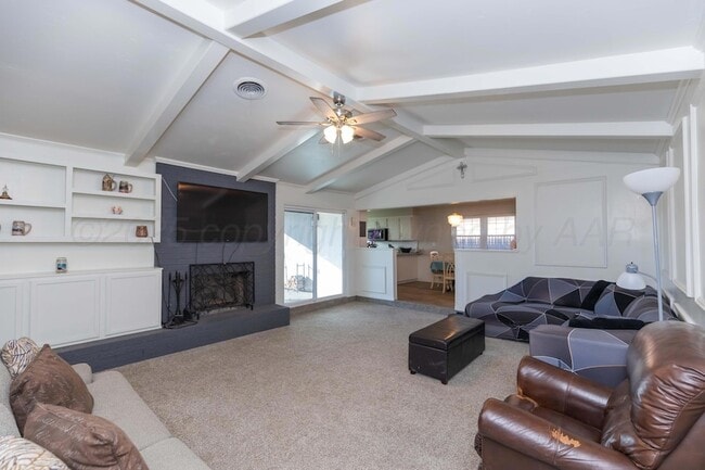 Building Photo - 4203 Woodfield St