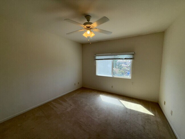 Building Photo - 6220 Orchard Hill Way