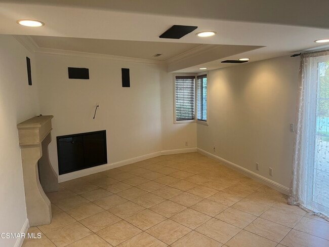 Building Photo - 637 Brademas Ct