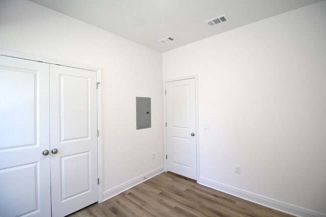 Building Photo - Brand New Construction in Downtown Pensacola!