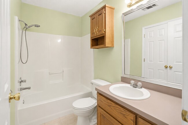 Building Photo - 134 N 49th St