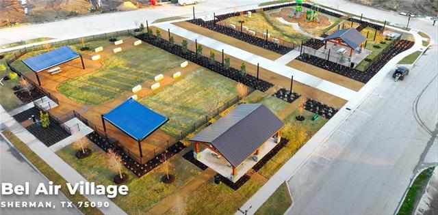 Building Photo - 3809 Paradise Way