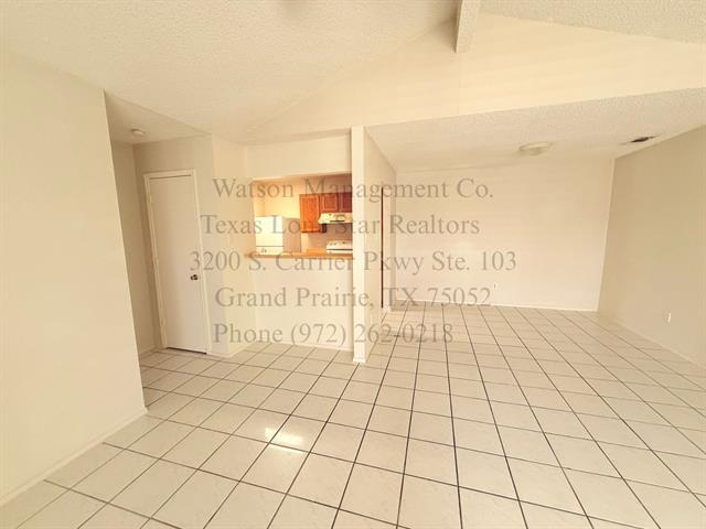 Building Photo - 3015 Oak Ridge Pl