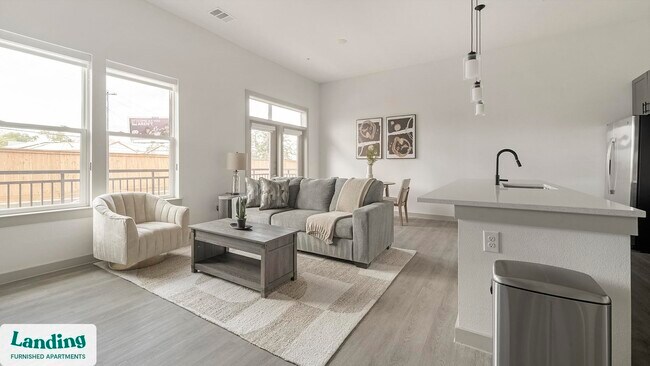 Building Photo - 3706 Goodwin Ave