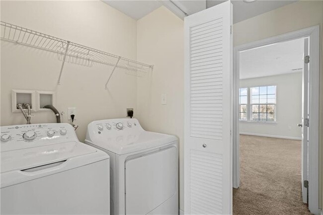 Building Photo - 1966 Georgetown Dr