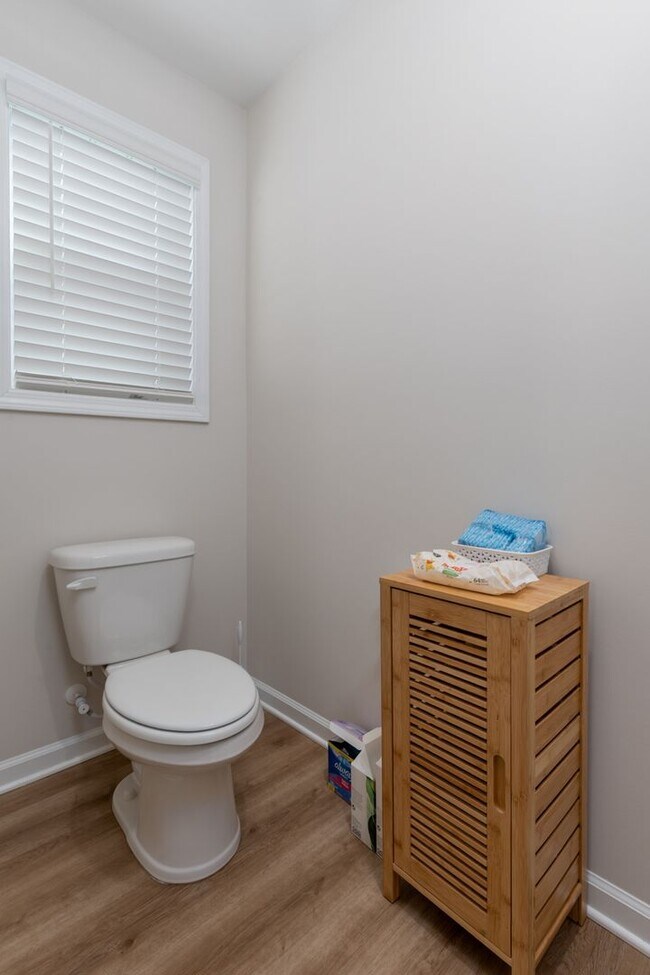 Building Photo - Beautiful, Almost New Home Located in The Desirable Elgin, SC