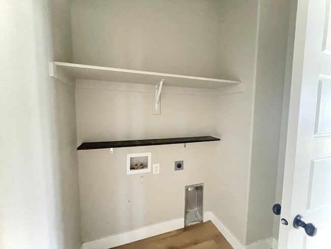 Building Photo - 3 bed 2 bath House in Nephi