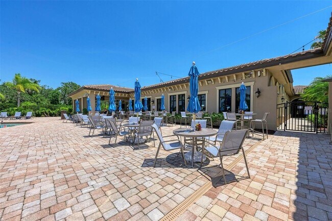 Building Photo - 7225 River Hammock Dr
