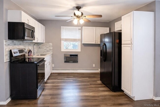 Building Photo - 83 E Lido Promenade