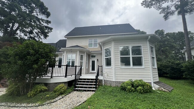 Building Photo - 267 Carolina Way