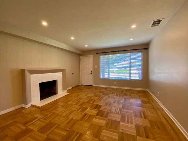 Building Photo - Single Family Home in Santa Clara Home with Large Backyard