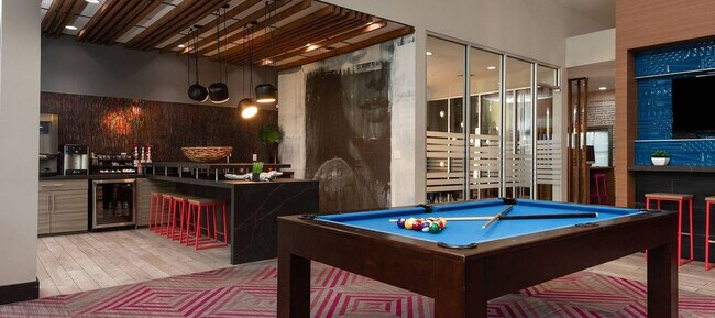 Building Photo - 12100 Metric Blvd