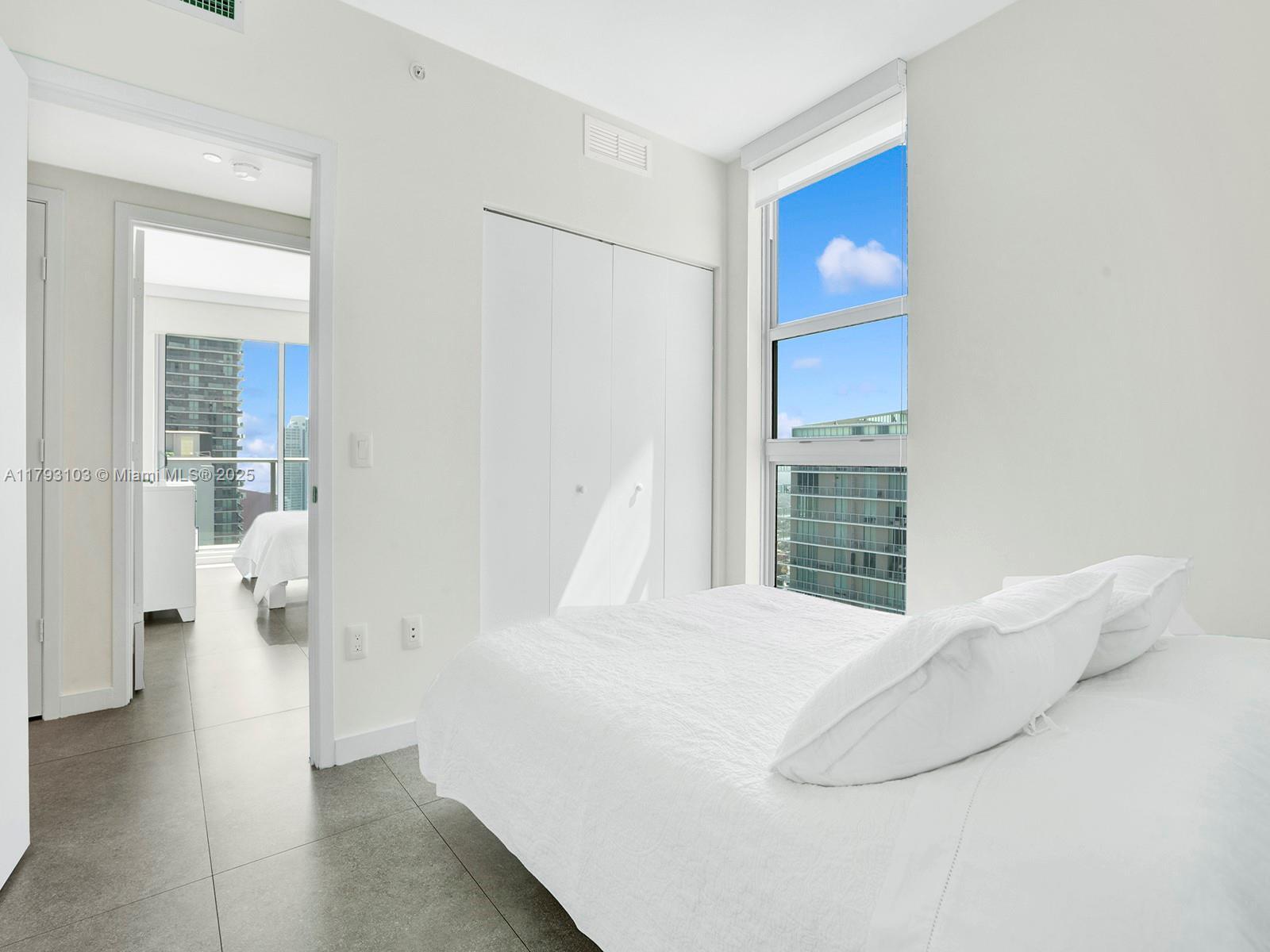 Building Photo - 1100 S Miami Ave