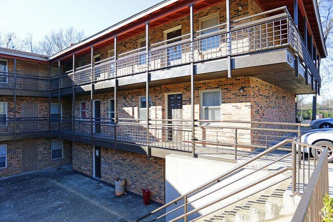 Building Photo - Avignon Terrace Apartments
