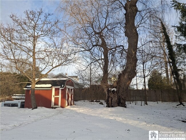 Building Photo - 269 Delaware Ave