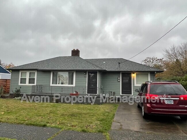 Primary Photo - 362 E Dartmouth St