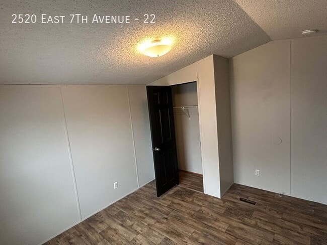 Building Photo - 2520 E 7th Ave