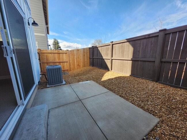 Building Photo - 21177 SE Golden Market Ln