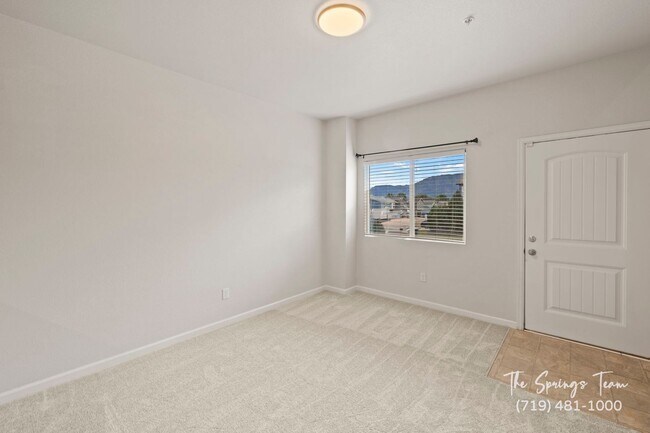 Building Photo - MODERN COMFORT IN LINCOLN COMMONS COMMUNIT...
