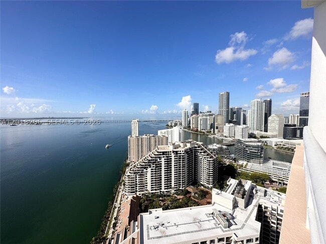 Building Photo - 808 Brickell Key Dr