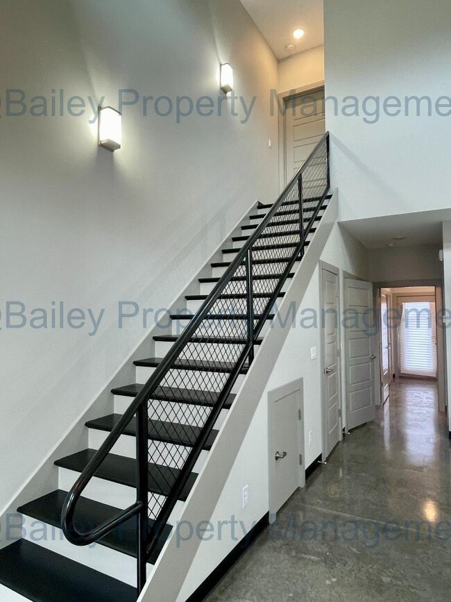 Building Photo - 3814 Jett Ln