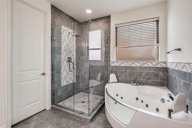 Building Photo - 1221 Dakota St