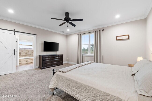 Building Photo - 4419 Conifer Ln