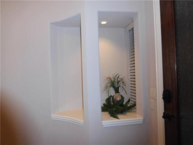 Building Photo - 961 Crystal Falls Dr