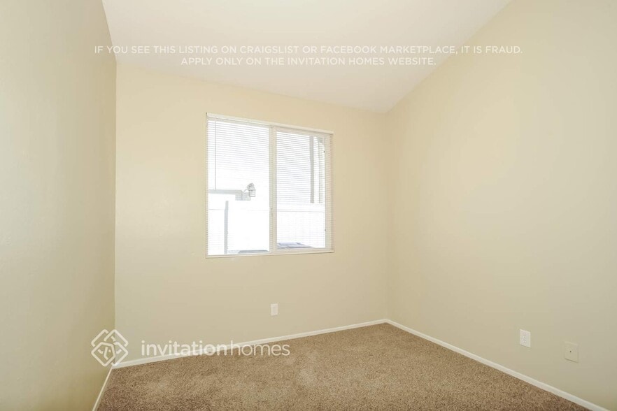 Building Photo - 12037 Reichling Ln