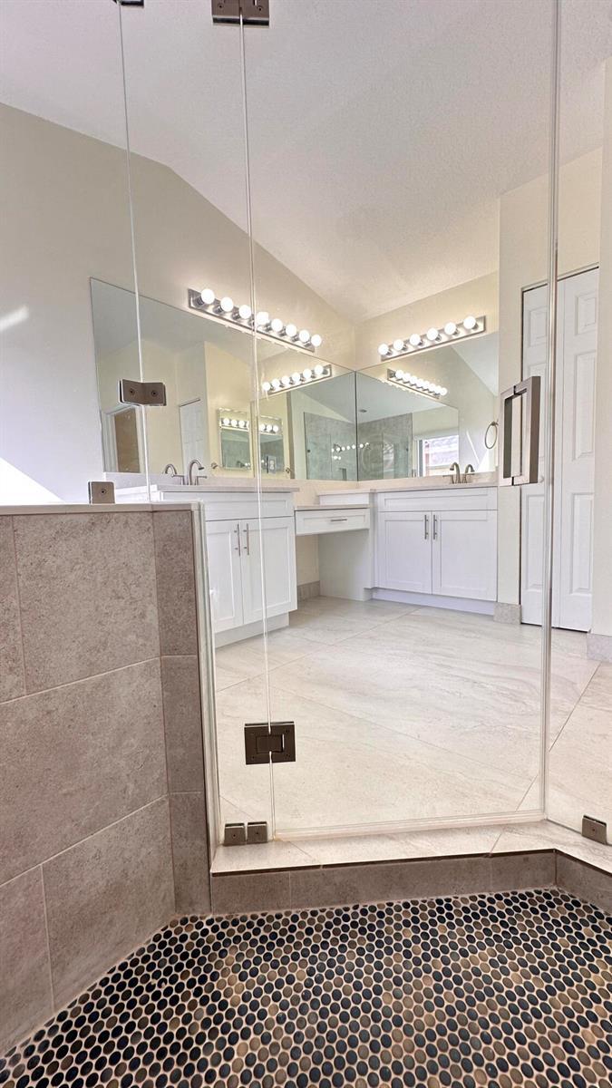 Building Photo - 19010 SW 10th St