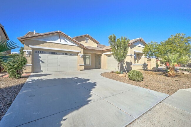Building Photo - READY TO VIEW NOW! Remodeled-Huge 5 Bedroo...