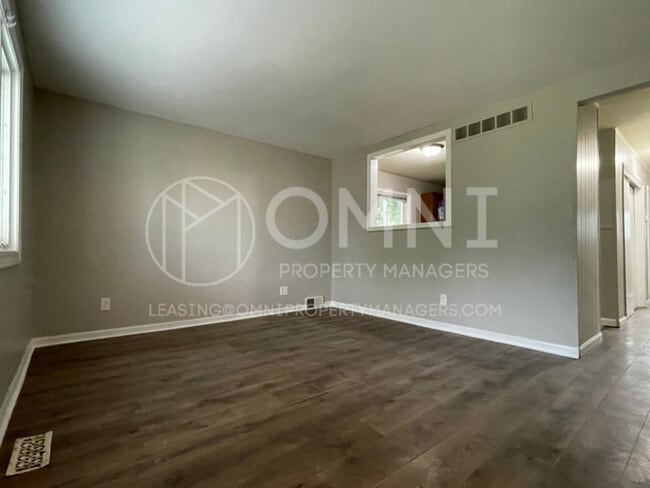 Building Photo - 8233 Stephens Rd