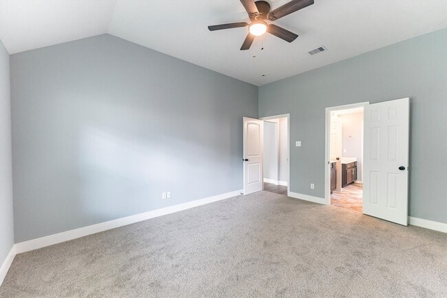 Building Photo - 3227 Candlepine Dr