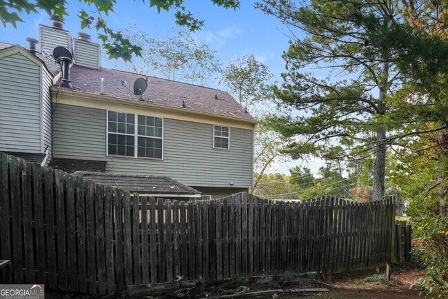 Building Photo - 1418 Stonegate Ct