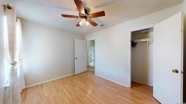 Building Photo - 2210 Muddy Peak Dr