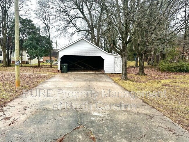 Building Photo - 1402 S Main St