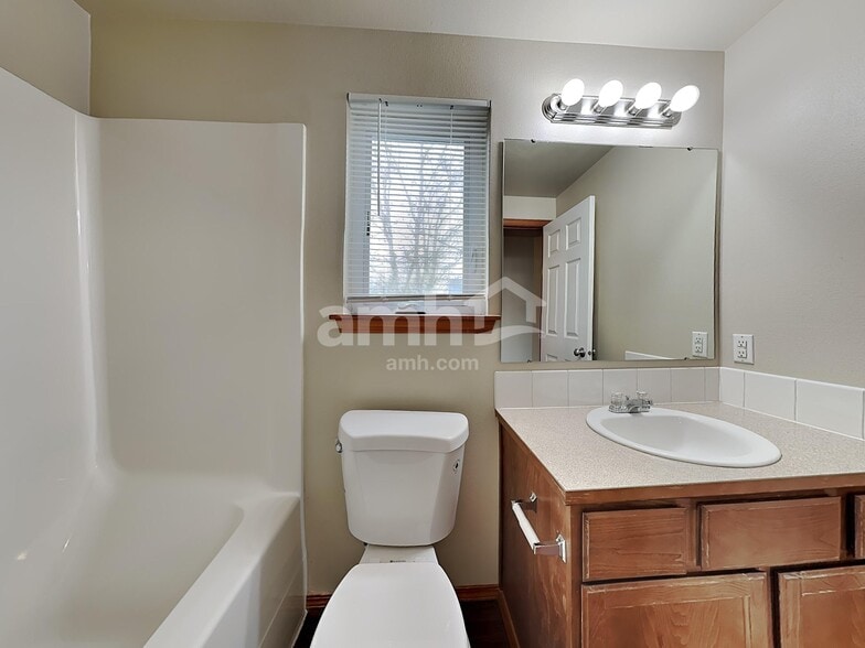 Building Photo - 16607 53rd Avenue Ct E