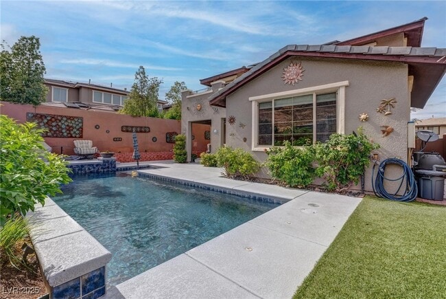 Building Photo - 10597 Cloud Whisper Dr
