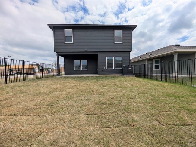 Building Photo - 9400 Oxbow Strap Dr