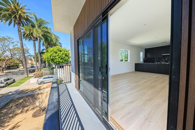 Building Photo - 1954 Purdue Ave